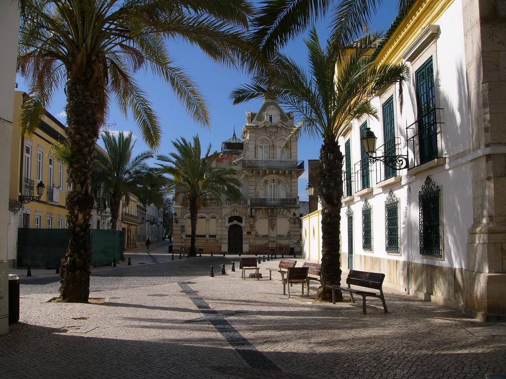 Happy House Hotel Faro Exterior photo